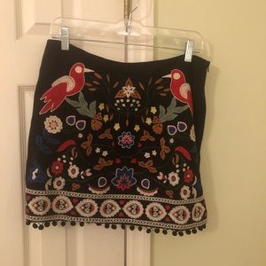 Boutique Patterned Fall/Winter Skirt Size Medium